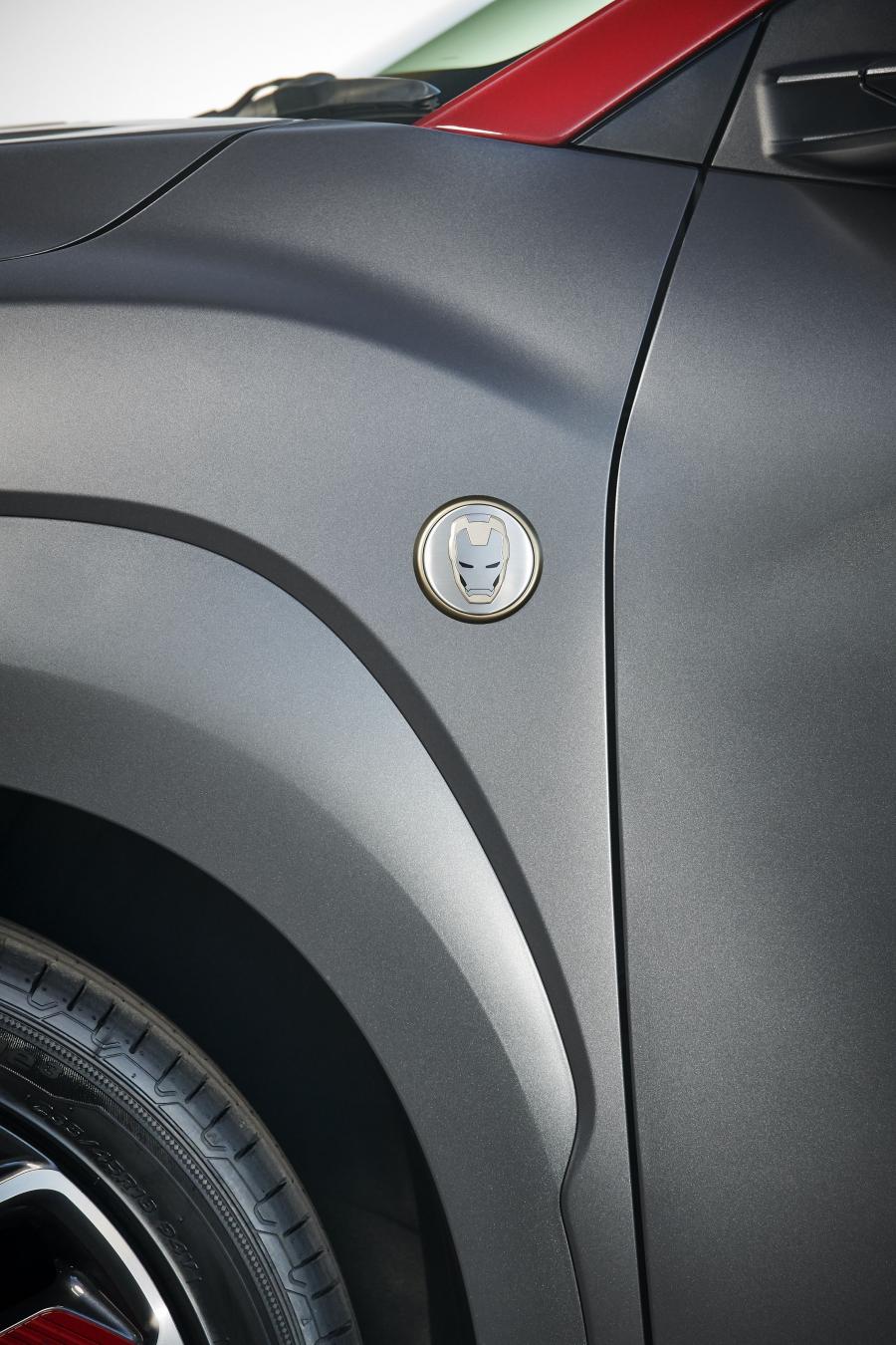 Детали экстерьера Hyundai Kona Iron Man Edition (OS) 2019 года  (AU) (фото 11 из 21)